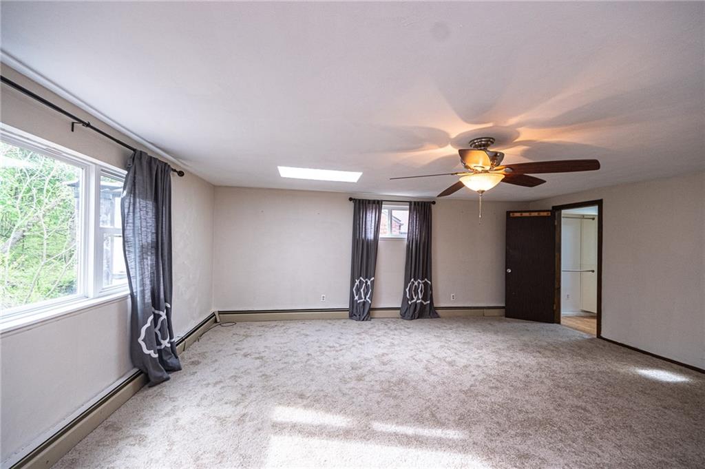 808 Jefferson Road Pittsburgh, PA 15235 - Photo 9 of 25 Huge master bedroom complete with sky lights