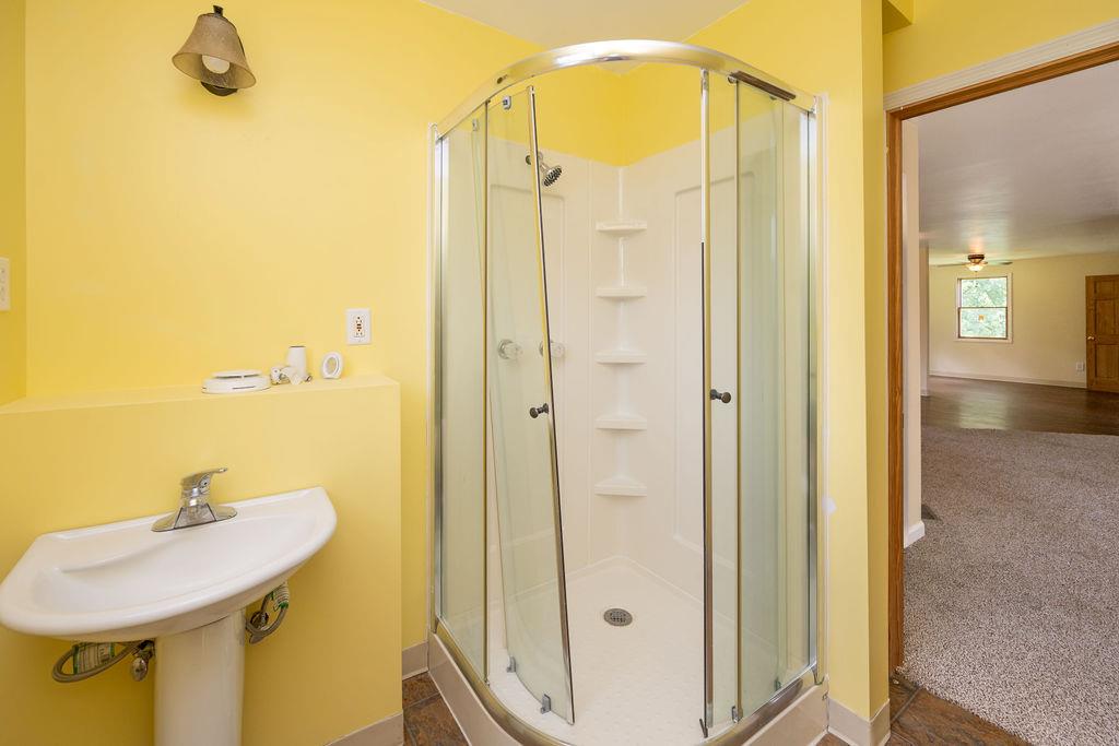 208 McCleary Road Aliquippa, PA 15001 - Photo 45 of 50 Gallery Image 45