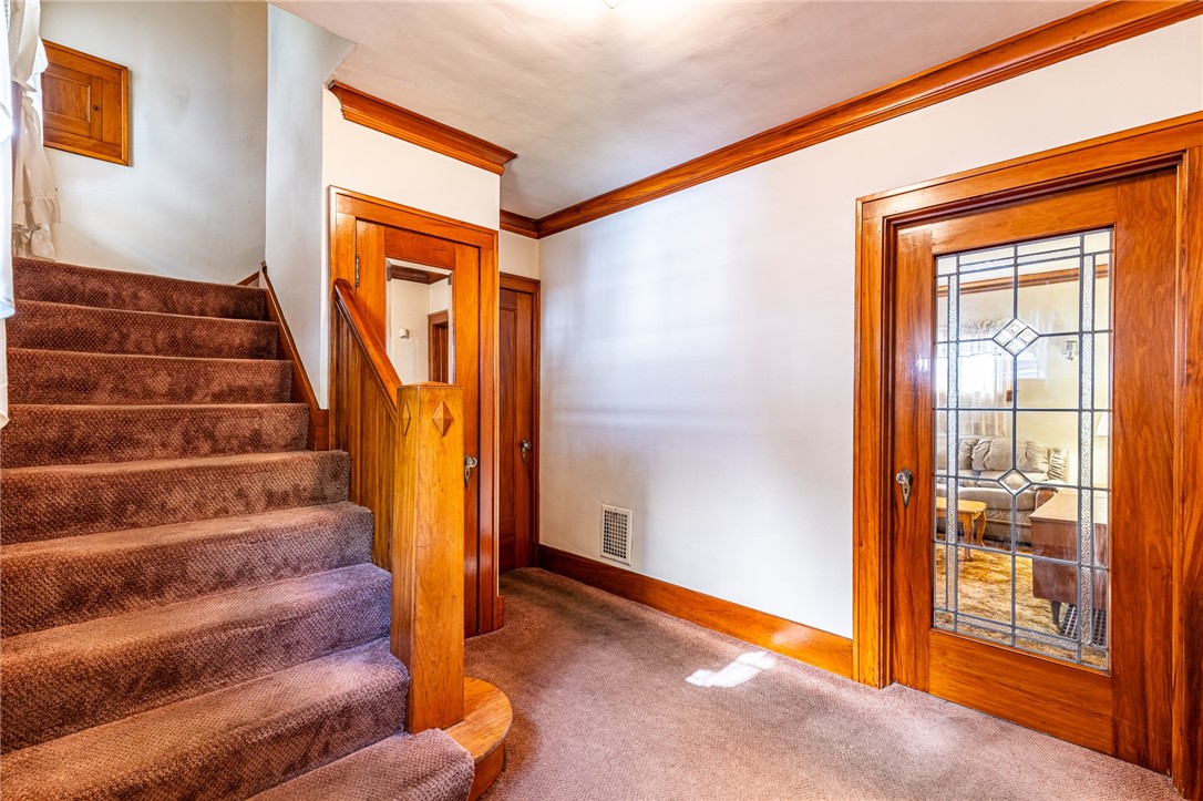 53 Warsaw Street Rochester, NY 14621 - Photo 10 of 40