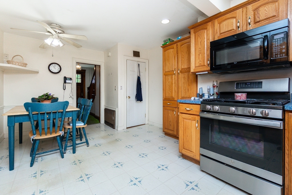 29 Lawrence Road Milton, MA 02186 - Photo 10 of 35