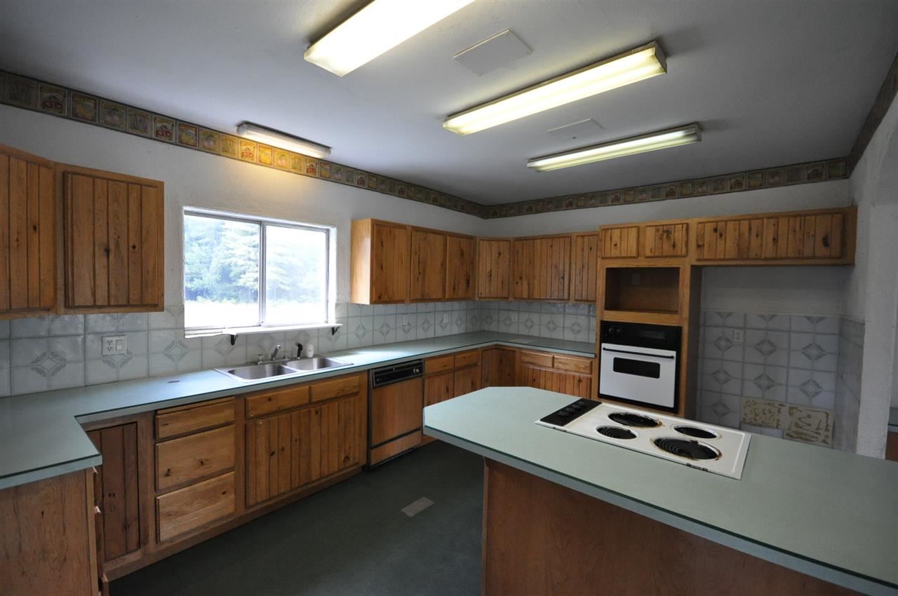 1492 Telephone Road East Newport, WA 99156 - Photo 8 of 20