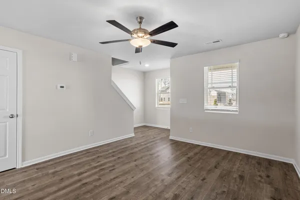 $1,650 | 1021 Peony Lane, Youngsville, NC 27596