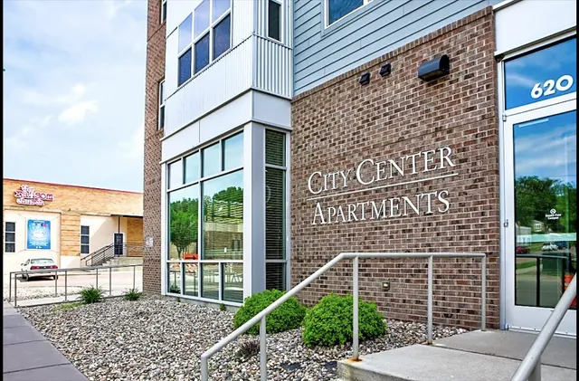 $975 | 620 North Main Avenue, Other, SD 57104