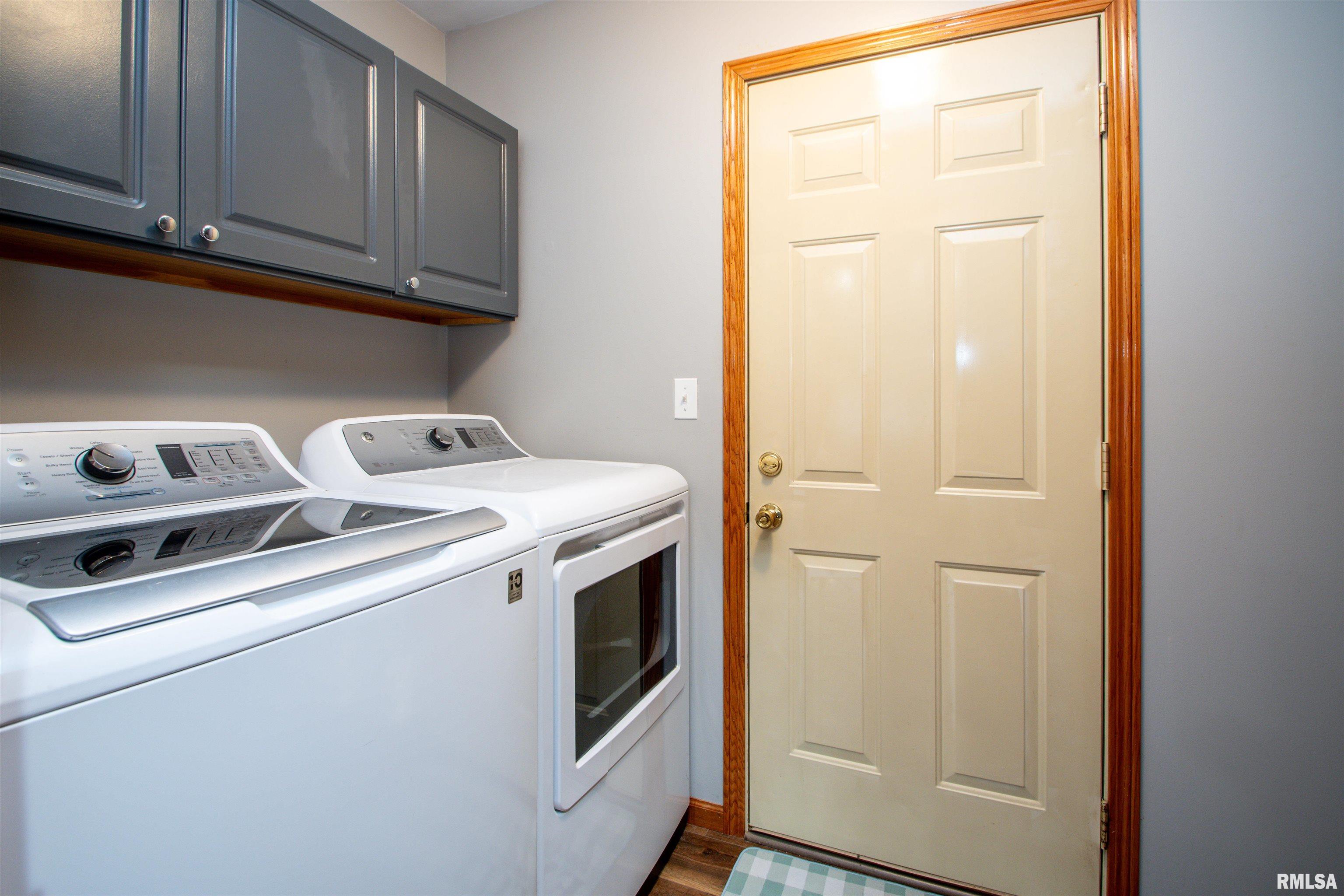 5902 Charleston Road Peoria, IL 61607 - Photo 12 of 43