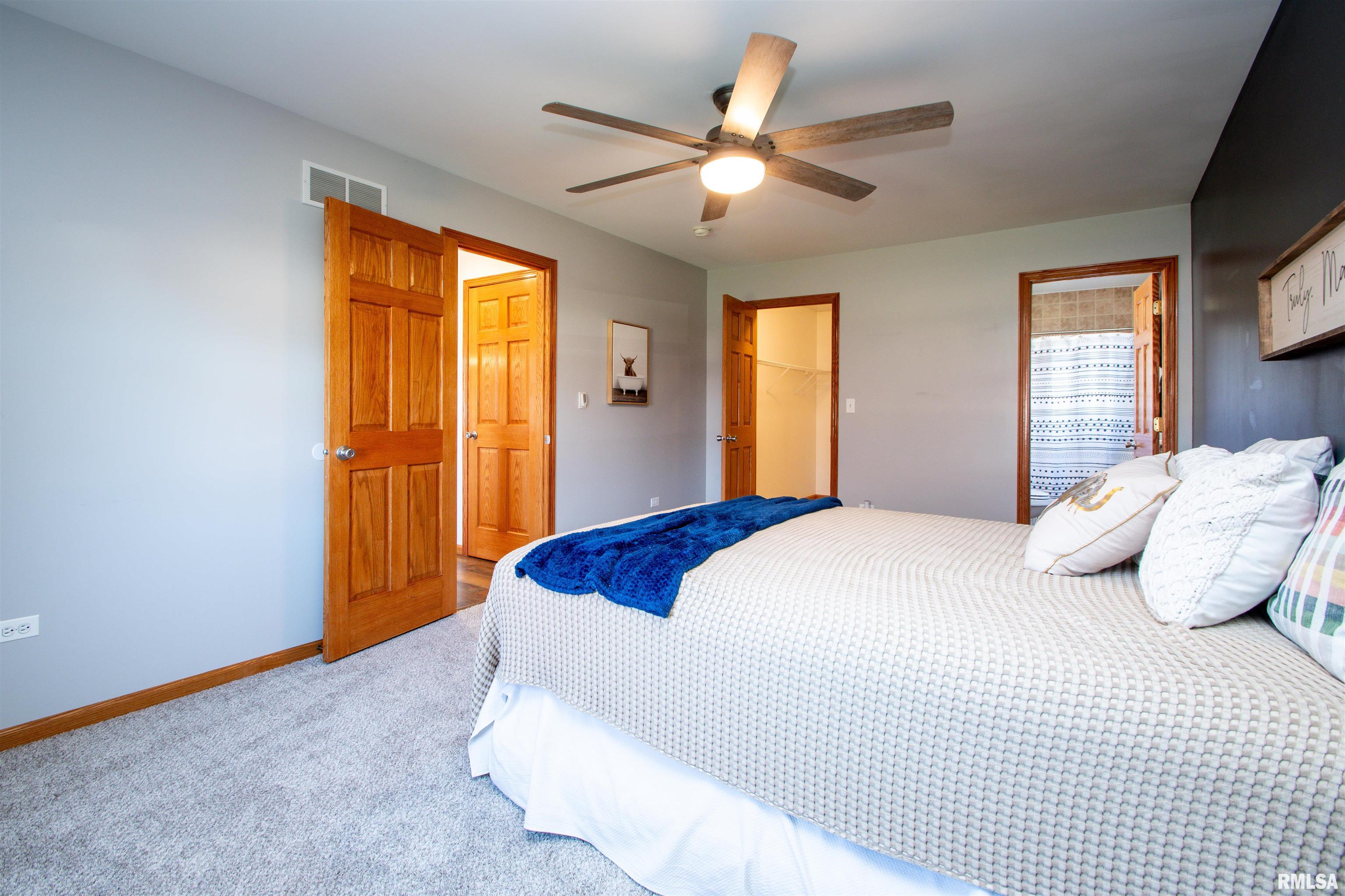 5902 Charleston Road Peoria, IL 61607 - Photo 17 of 43