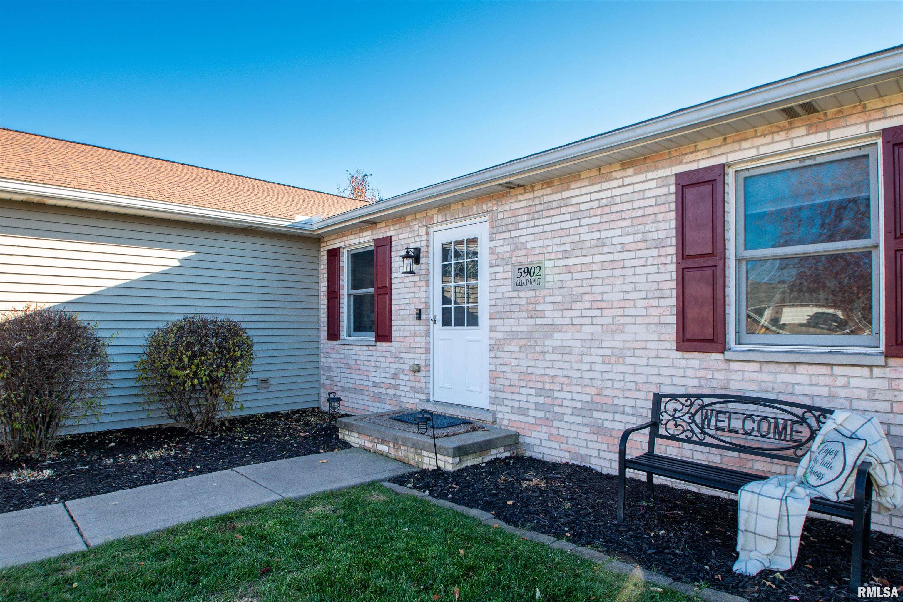 5902 Charleston Road Peoria, IL 61607 - Photo 2 of 43