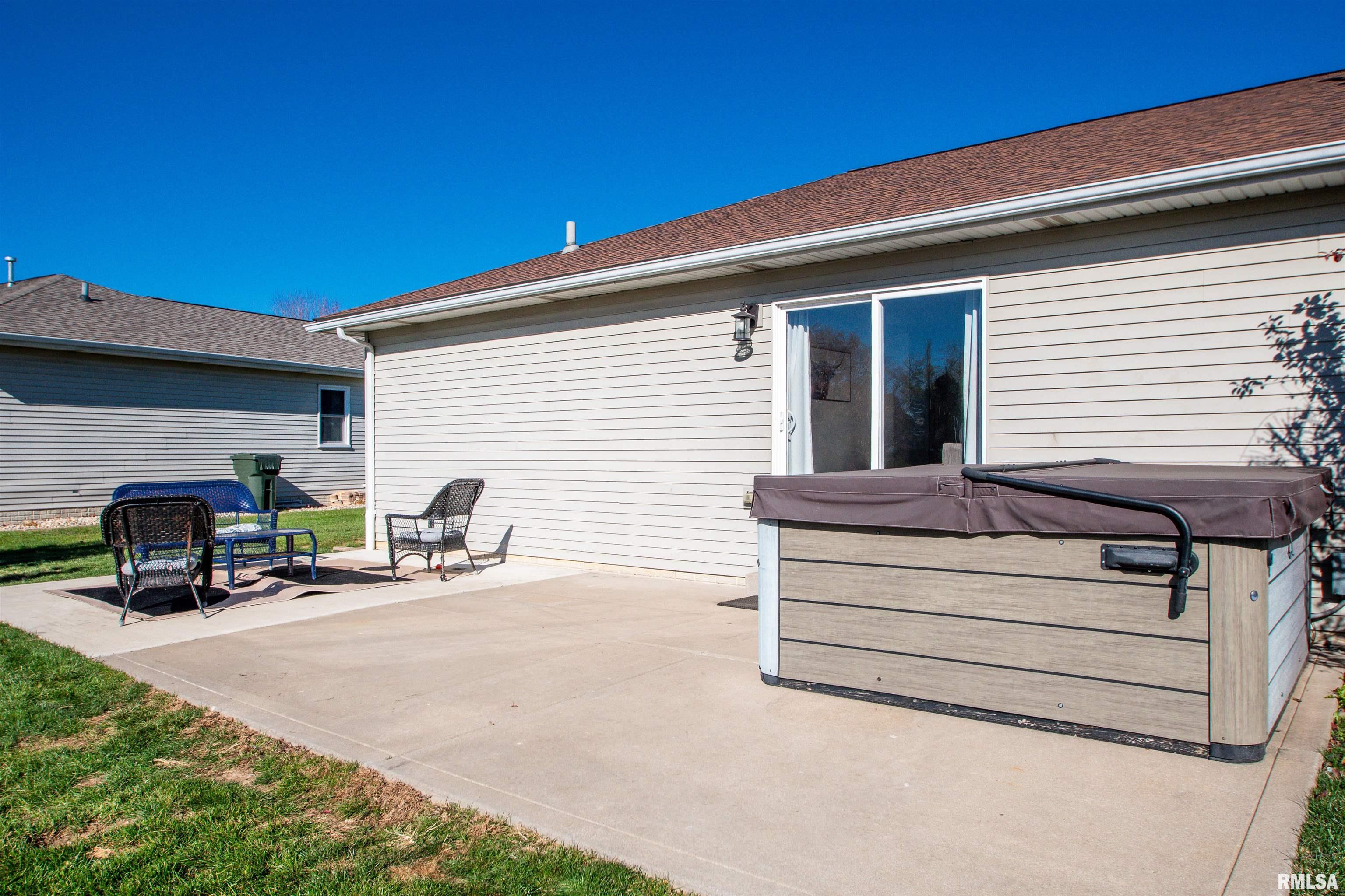 5902 Charleston Road Peoria, IL 61607 - Photo 39 of 43