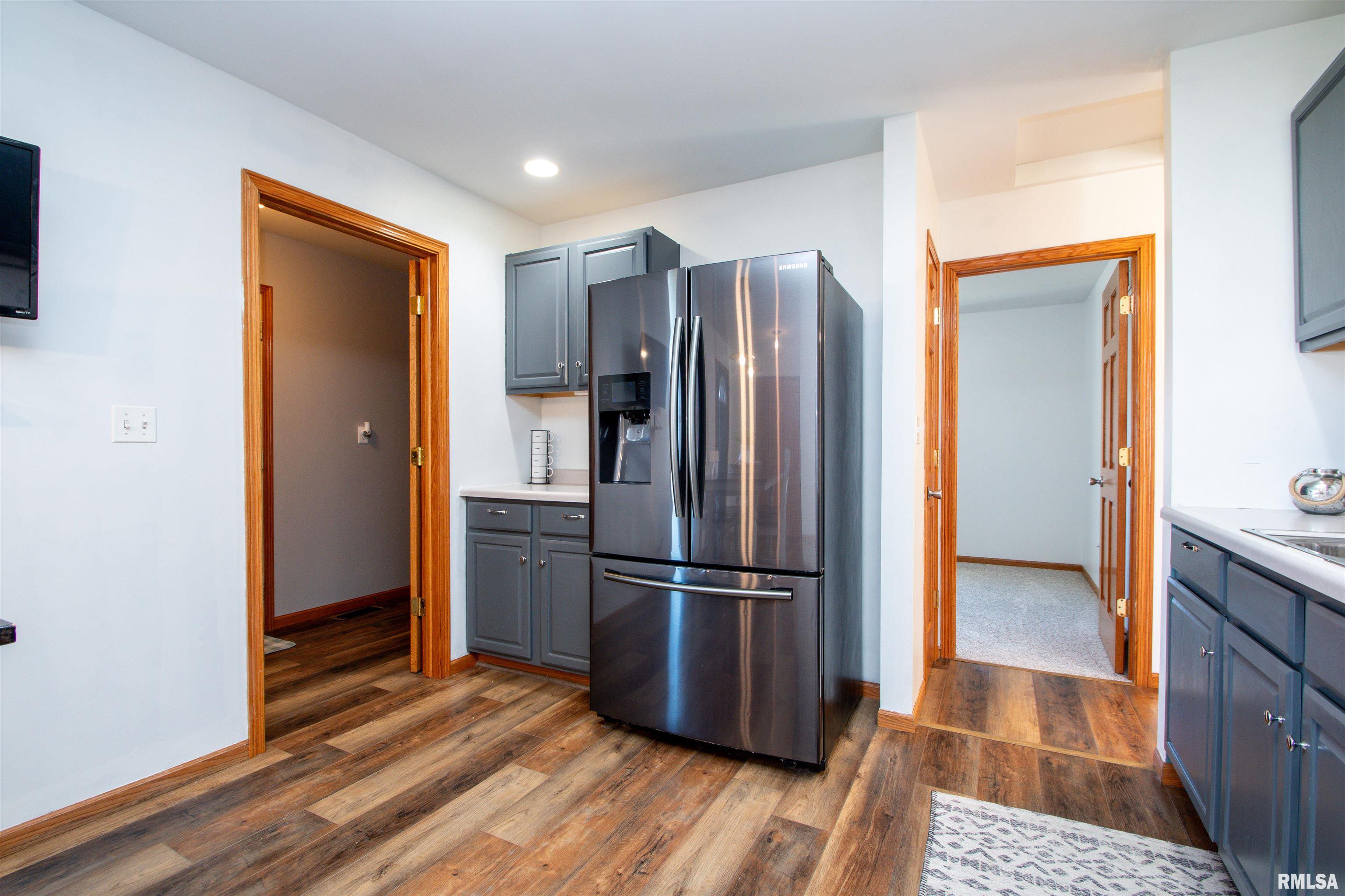 5902 Charleston Road Peoria, IL 61607 - Photo 7 of 43