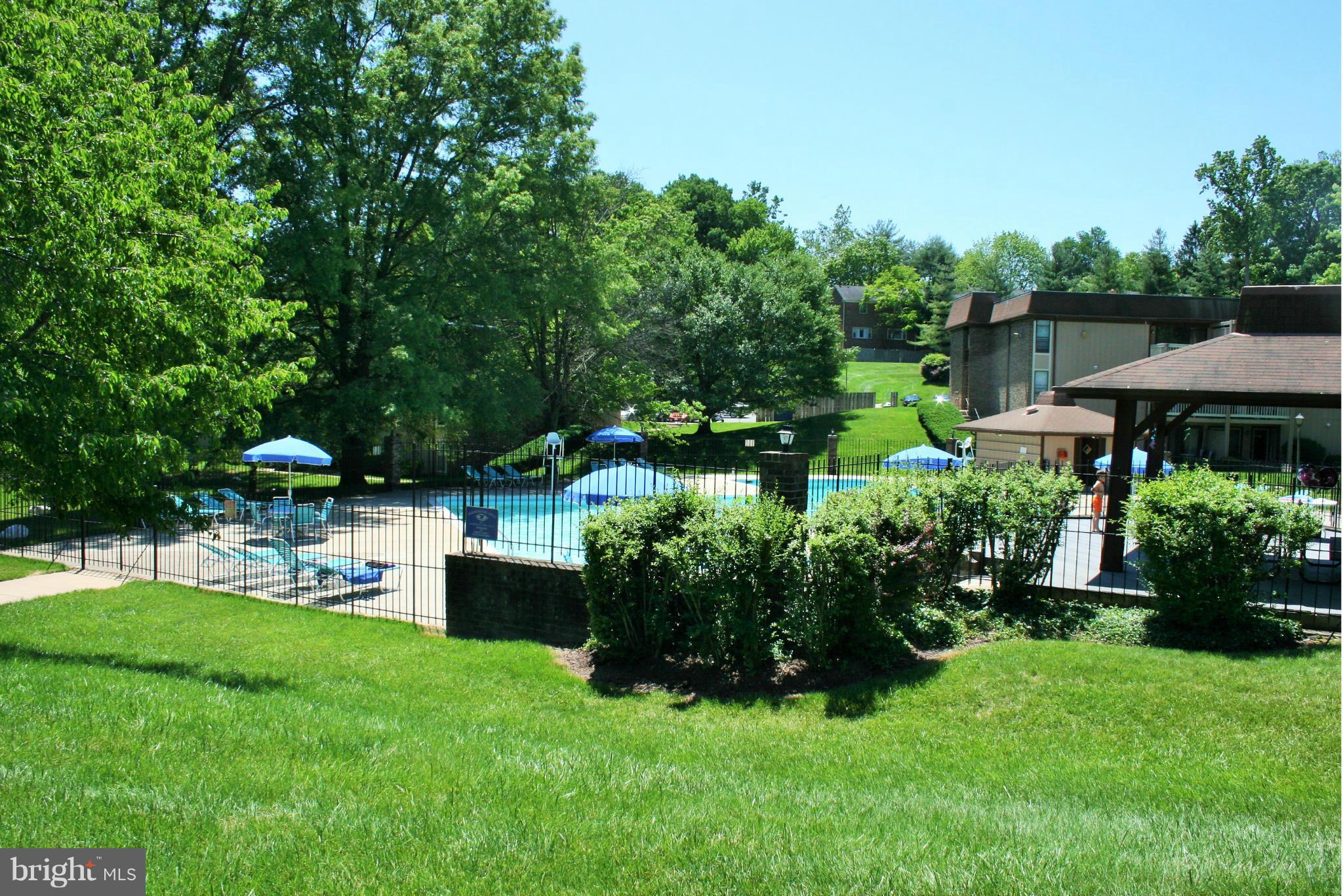 5822 Royal Ridge Drive, Unit S Springfield, VA 22152 - Photo 17 of 21 Tivoli Community Pool