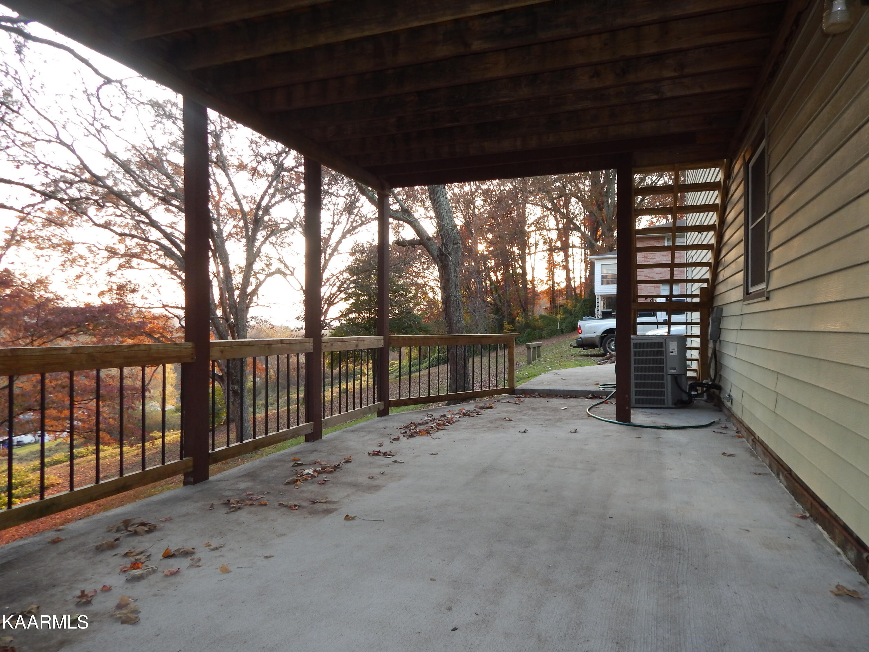 115 North Seneca Road Oak Ridge, TN 37830 - Photo 22 of 28 DSCN8113