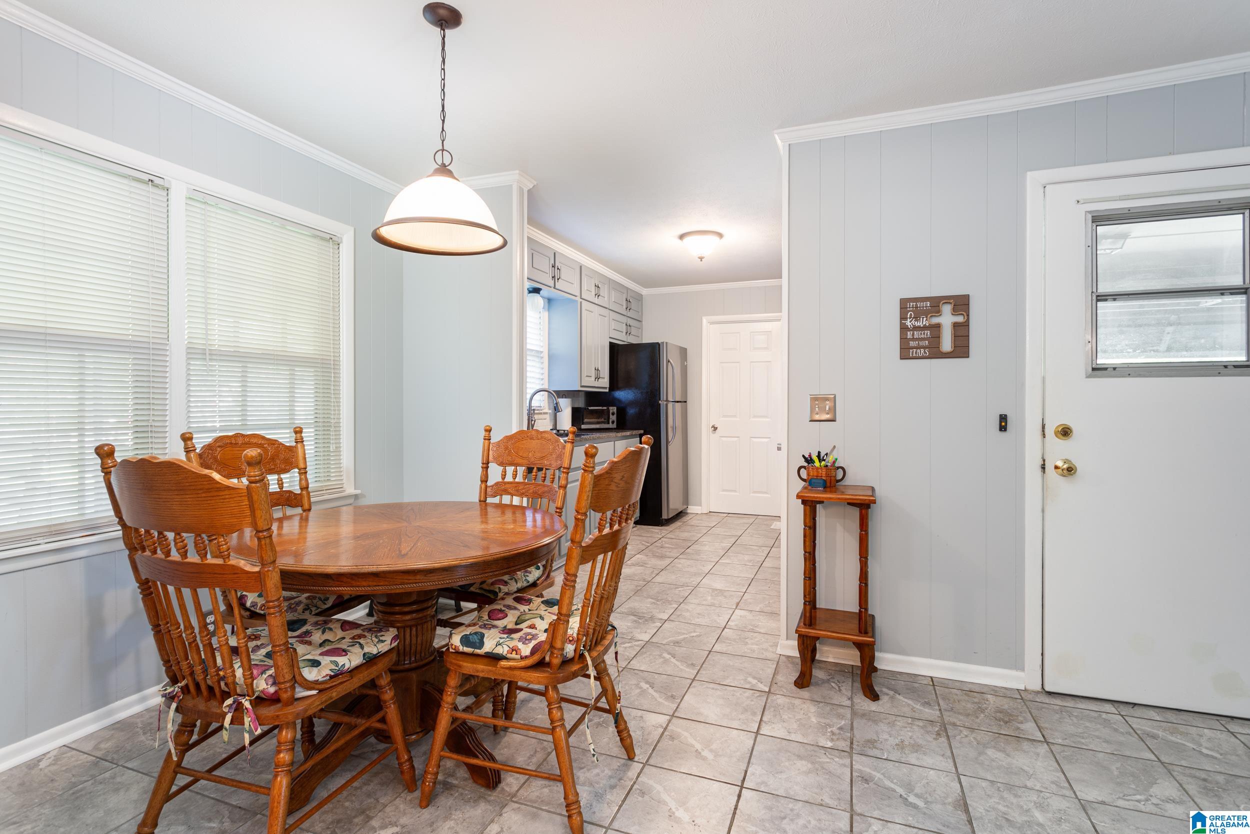 4200 Cloverdale Road Anniston, AL 36207 - Photo 4 of 36