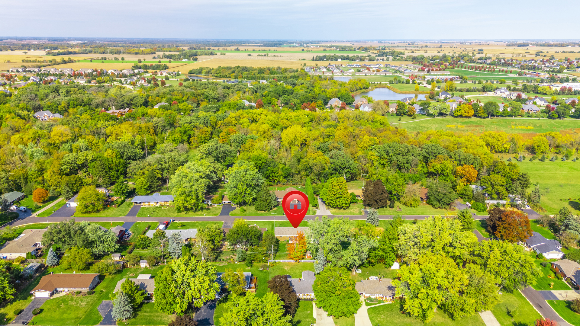 224 Dunkery Drive Sycamore, IL 60178 - Photo 6 of 39 a view of outdoor space and city view