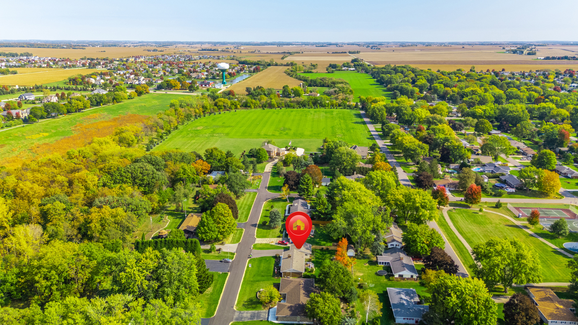 224 Dunkery Drive Sycamore, IL 60178 - Photo 7 of 39 a view of a city