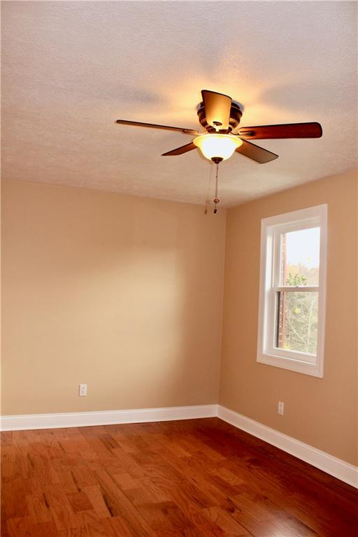 100 Mosside Loop Seven Fields, PA 16046 - Photo 14 of 16