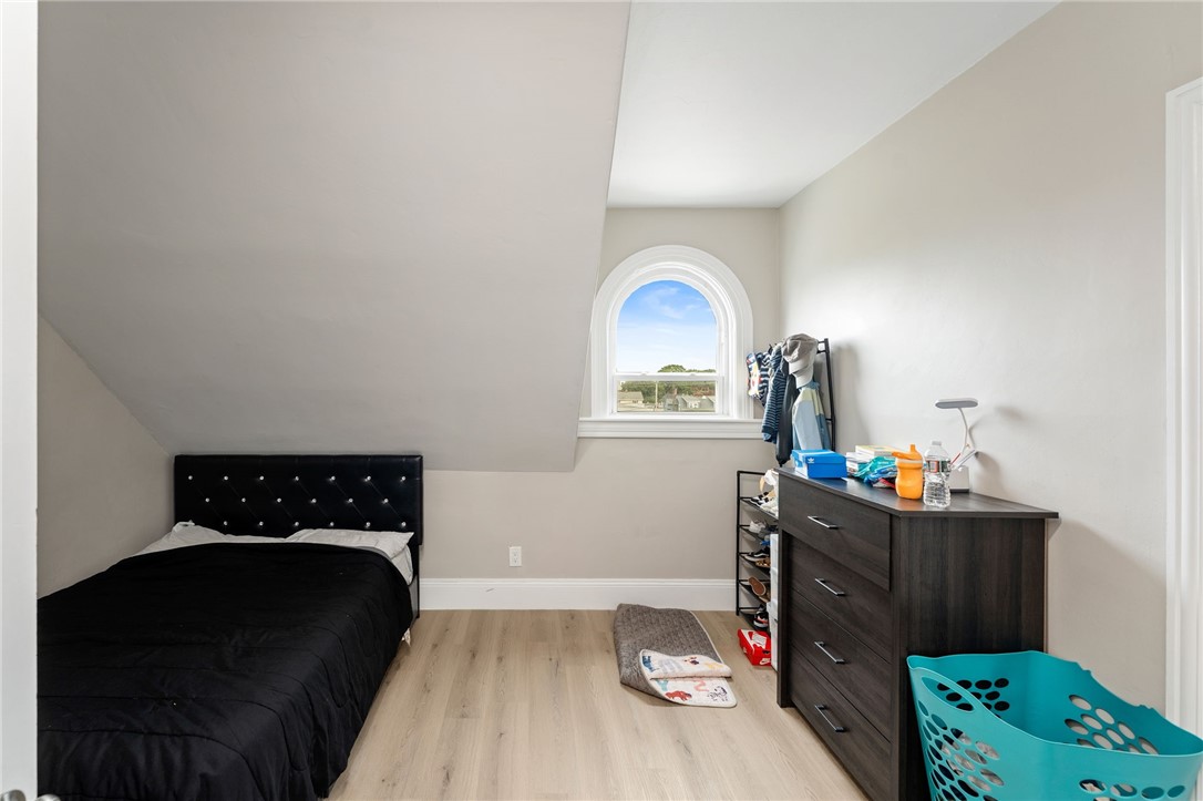 133 Cottage Street Pawtucket, RI 02860 - Photo 15 of 49