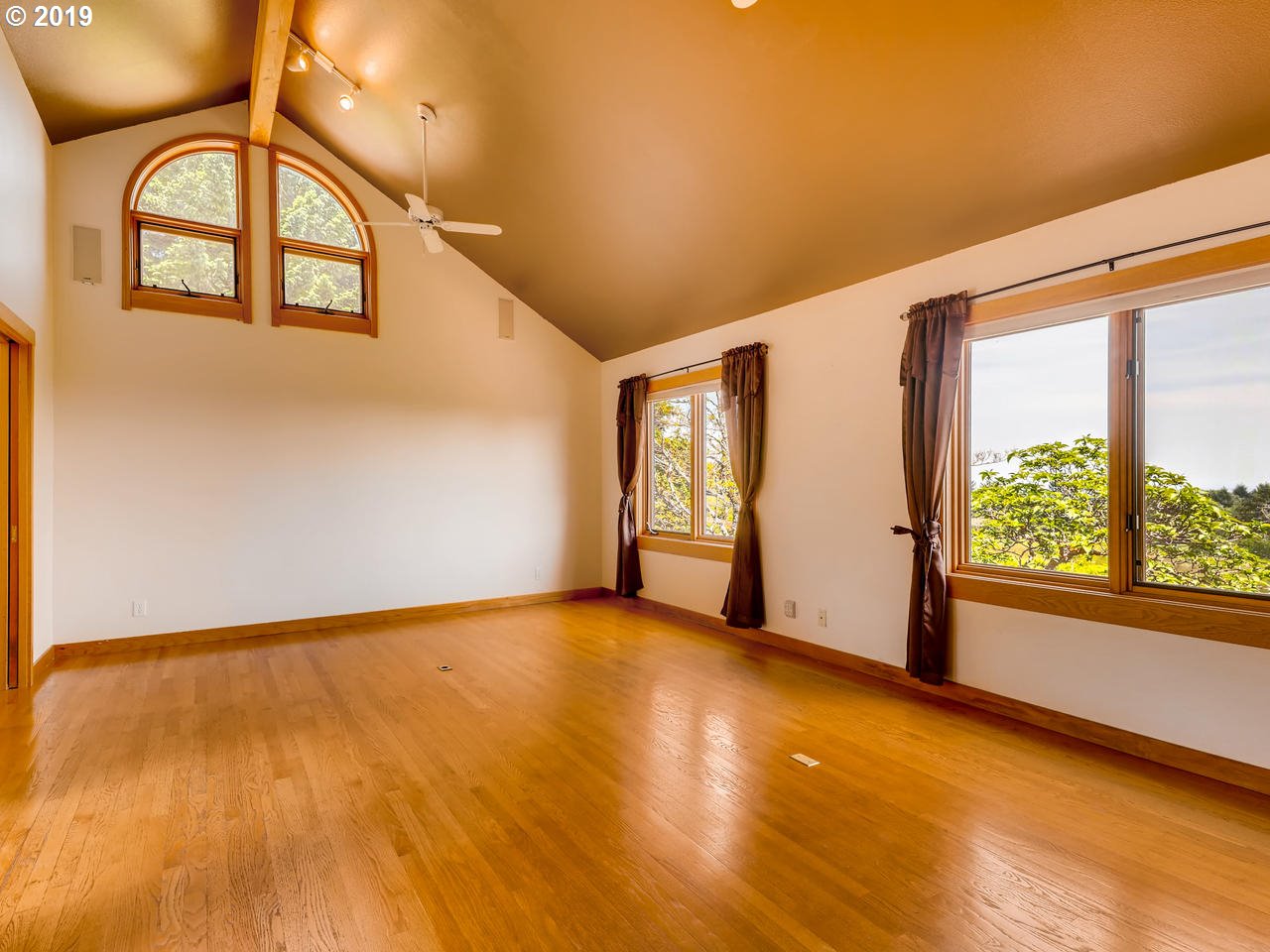 4593 Orchard Heights Road Northwest Salem, OR 97304 - Photo 12 of 32