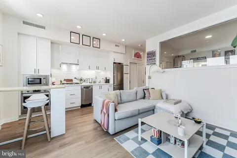 $399,000 | 923 V Street Northwest, Unit 501, Washington, DC 20001