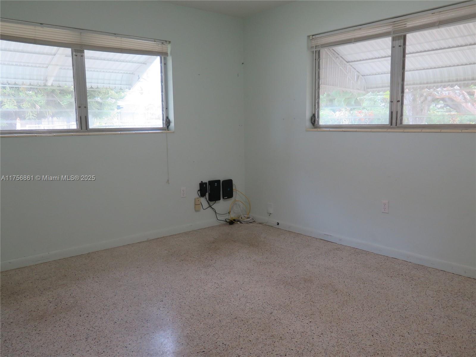 8240 Southwest 96th Street Miami, FL 33156 - Photo 28 of 32 Gallery Image 28