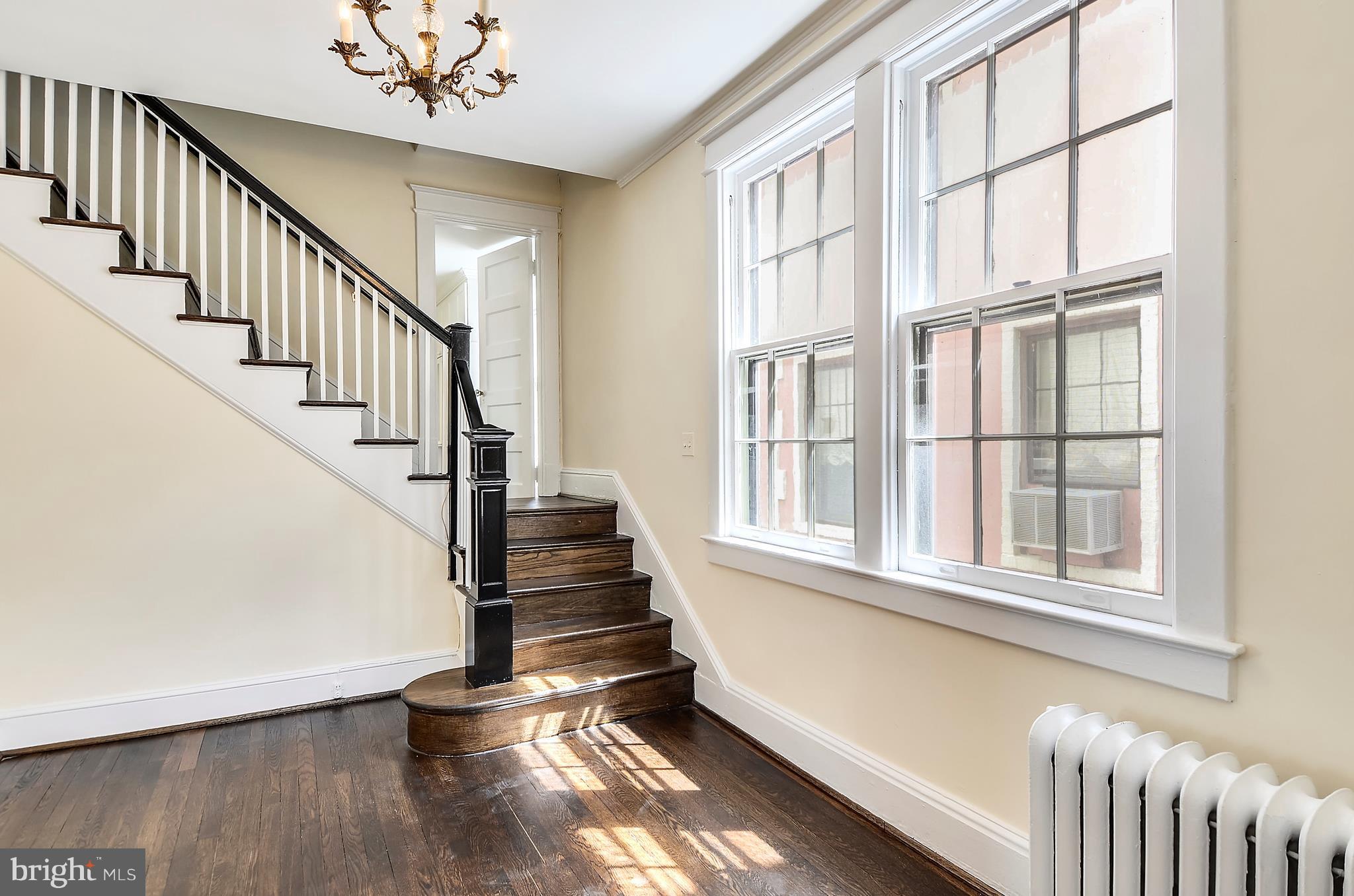 3305 Woodley Road Northwest Washington, DC 20008 - Photo 3 of 30 Entrance Foyer