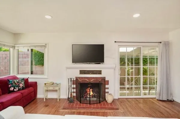 $3,795 | 7128 Mammoth Avenue, Van Nuys, CA 91405
