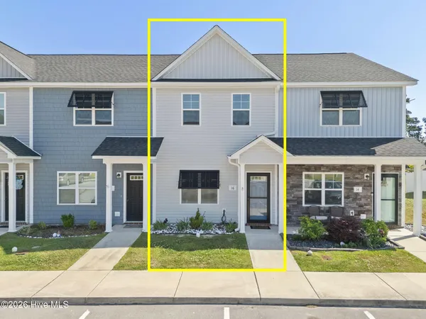 $262,500 | 16 Outrigger Drive, Swansboro, NC 28584