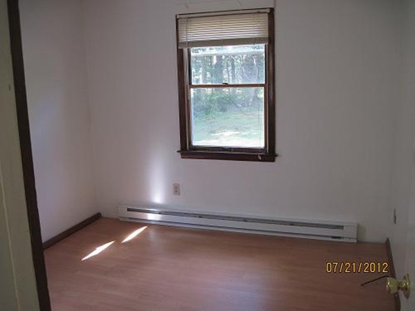 81 Old Amherst Road Belchertown, MA 01007 - Photo 7 of 7