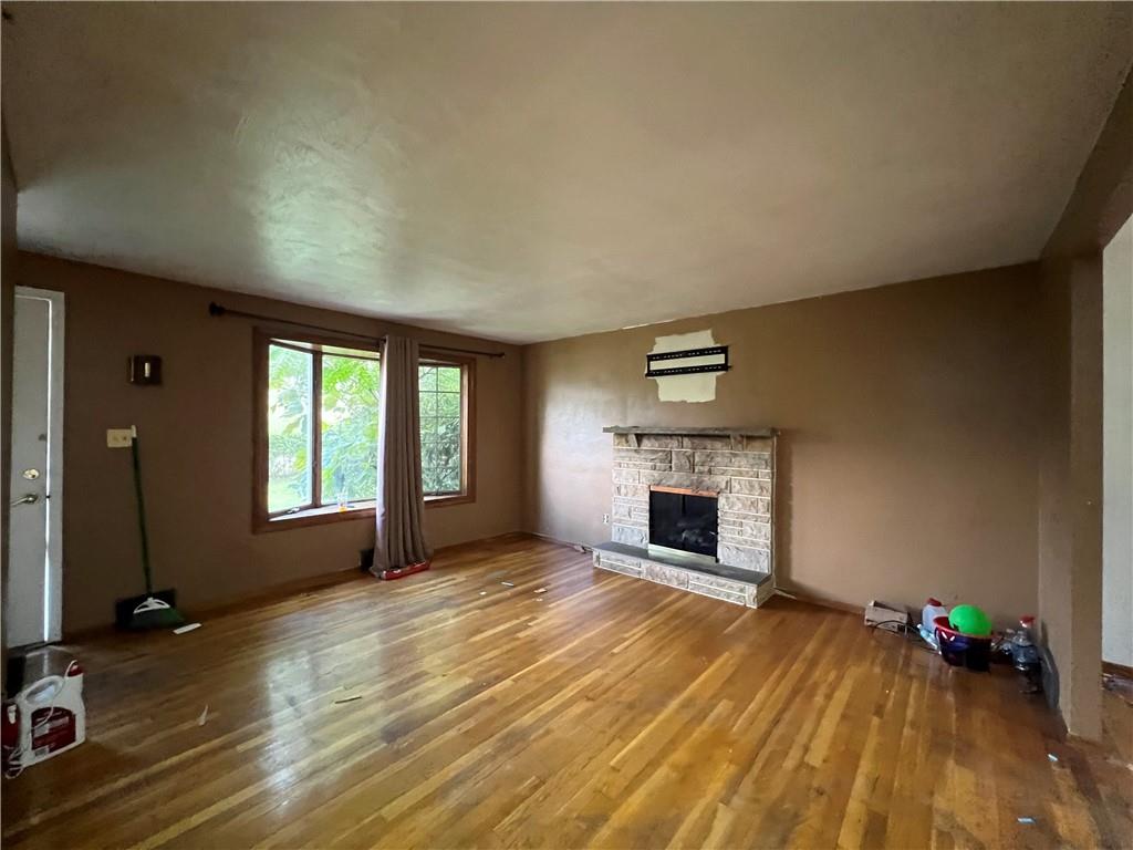 350 Colonial Manor Road Irwin, PA 15642 - Photo 3 of 33 Gallery Image 3