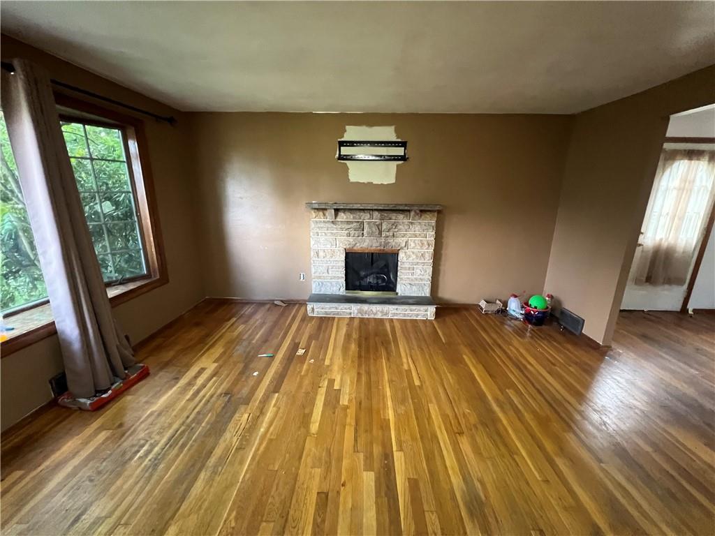 350 Colonial Manor Road Irwin, PA 15642 - Photo 4 of 33 Gallery Image 4