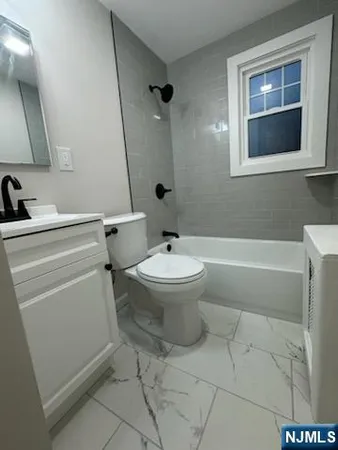 $1,999 | 63 1st Street, Unit 2, North Arlington, NJ 07031