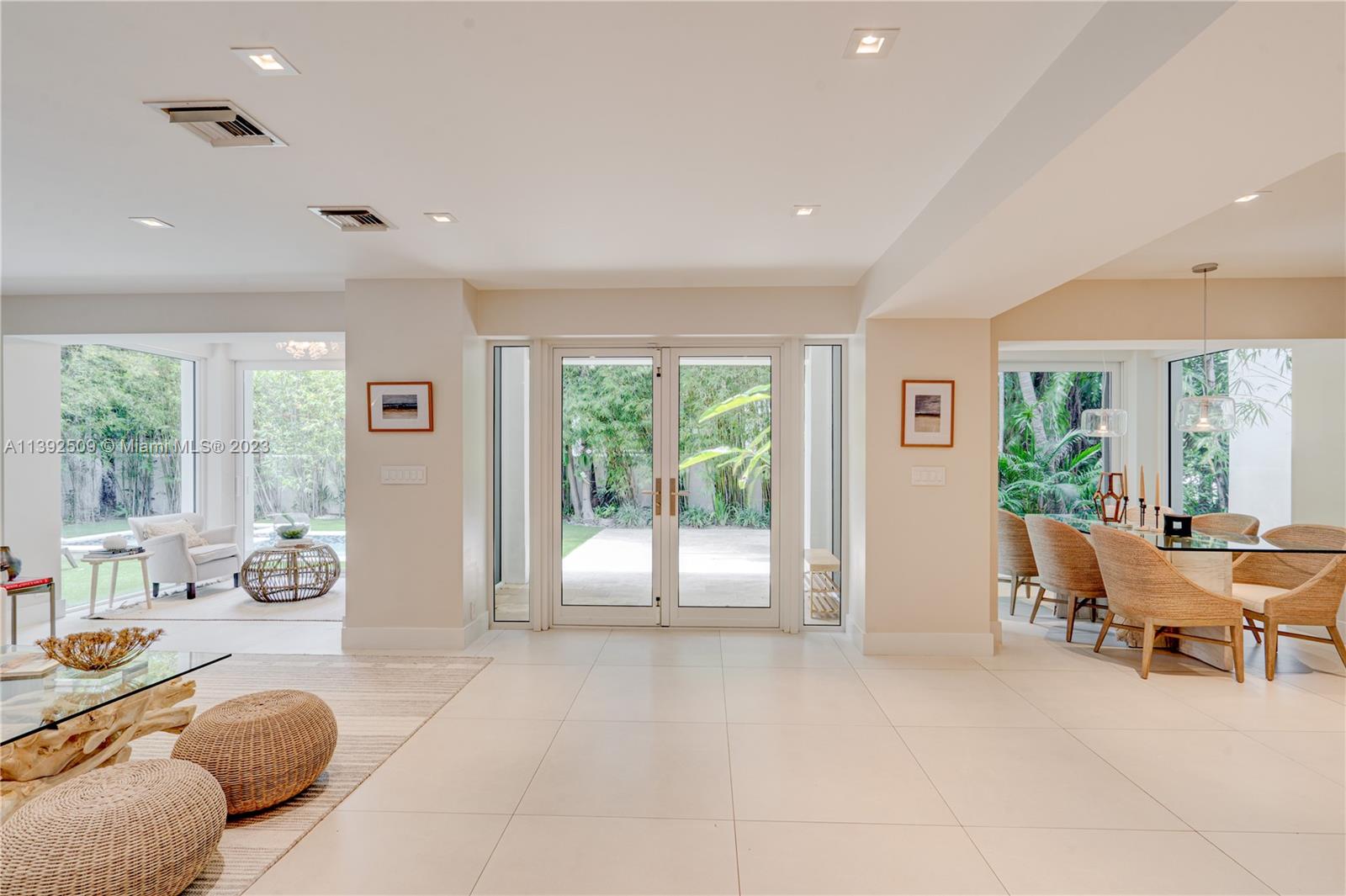 4180 Alton Road Miami Beach, FL 33140 - Photo 27 of 70 entrance