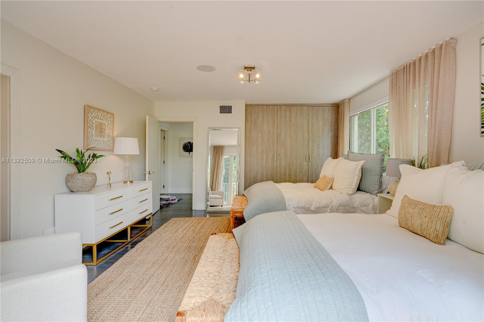 4180 Alton Road Miami Beach, FL 33140 - Photo 37 of 70 2nd bedroom