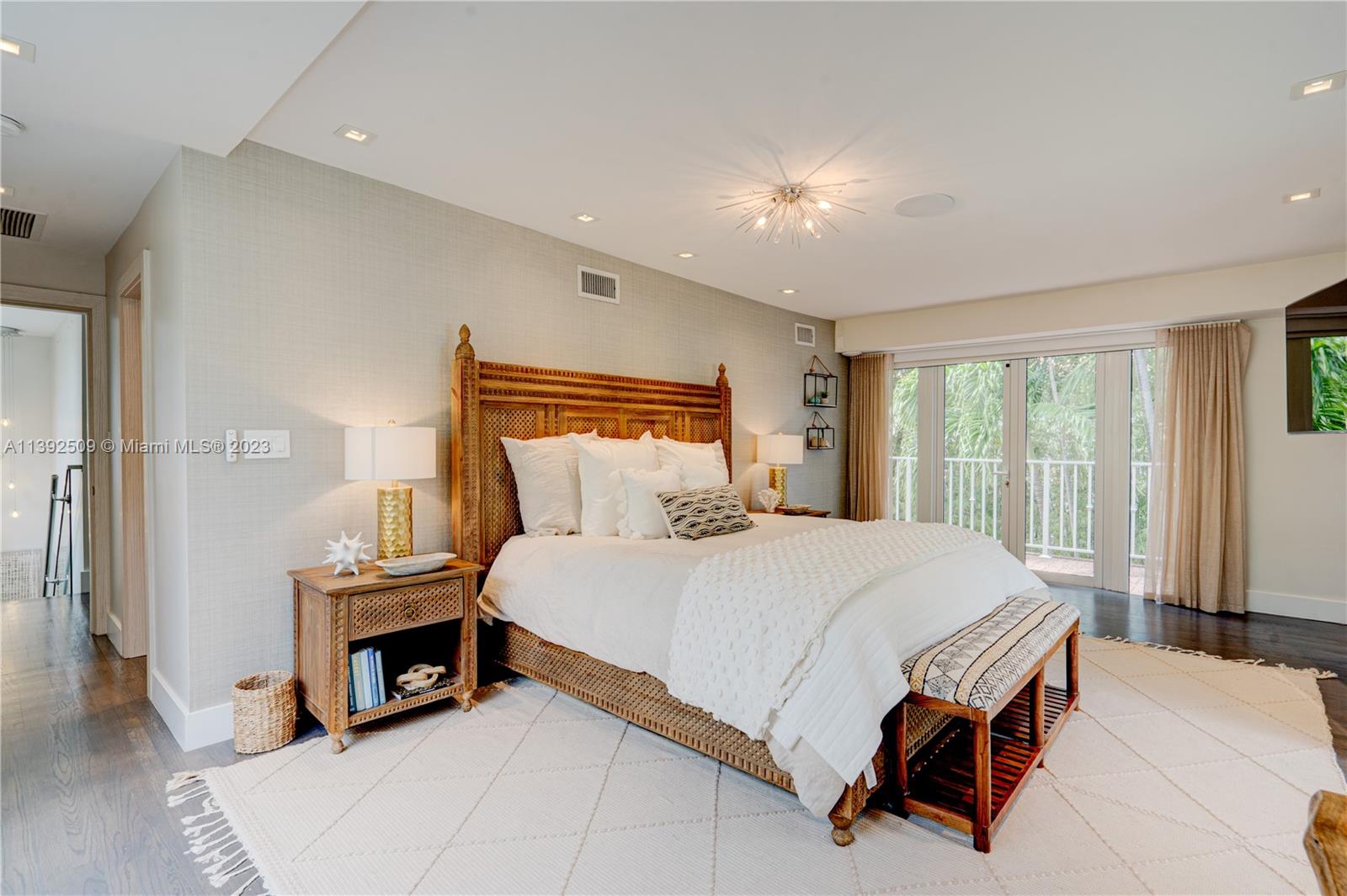 4180 Alton Road Miami Beach, FL 33140 - Photo 42 of 70 Primary bedroom