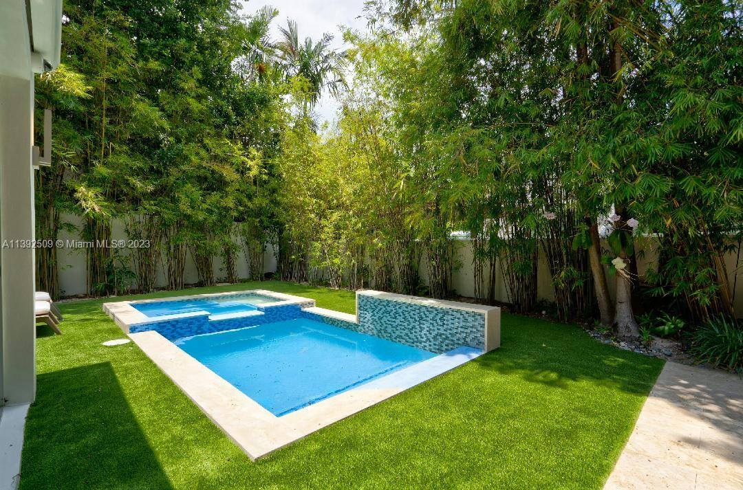 4180 Alton Road Miami Beach, FL 33140 - Photo 5 of 70