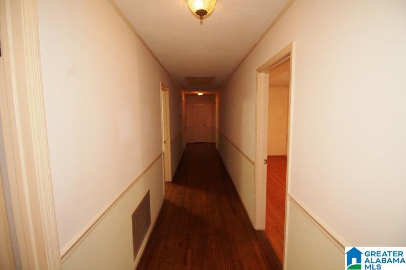 945 Pine Hill Road Birmingham, AL 35235 - Photo 11 of 20