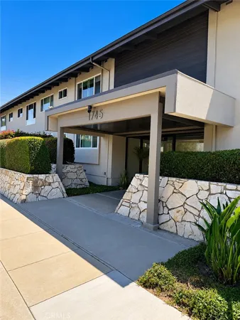 $2,950 | 1745 Maple Avenue, Unit 49, Torrance, CA 90503
