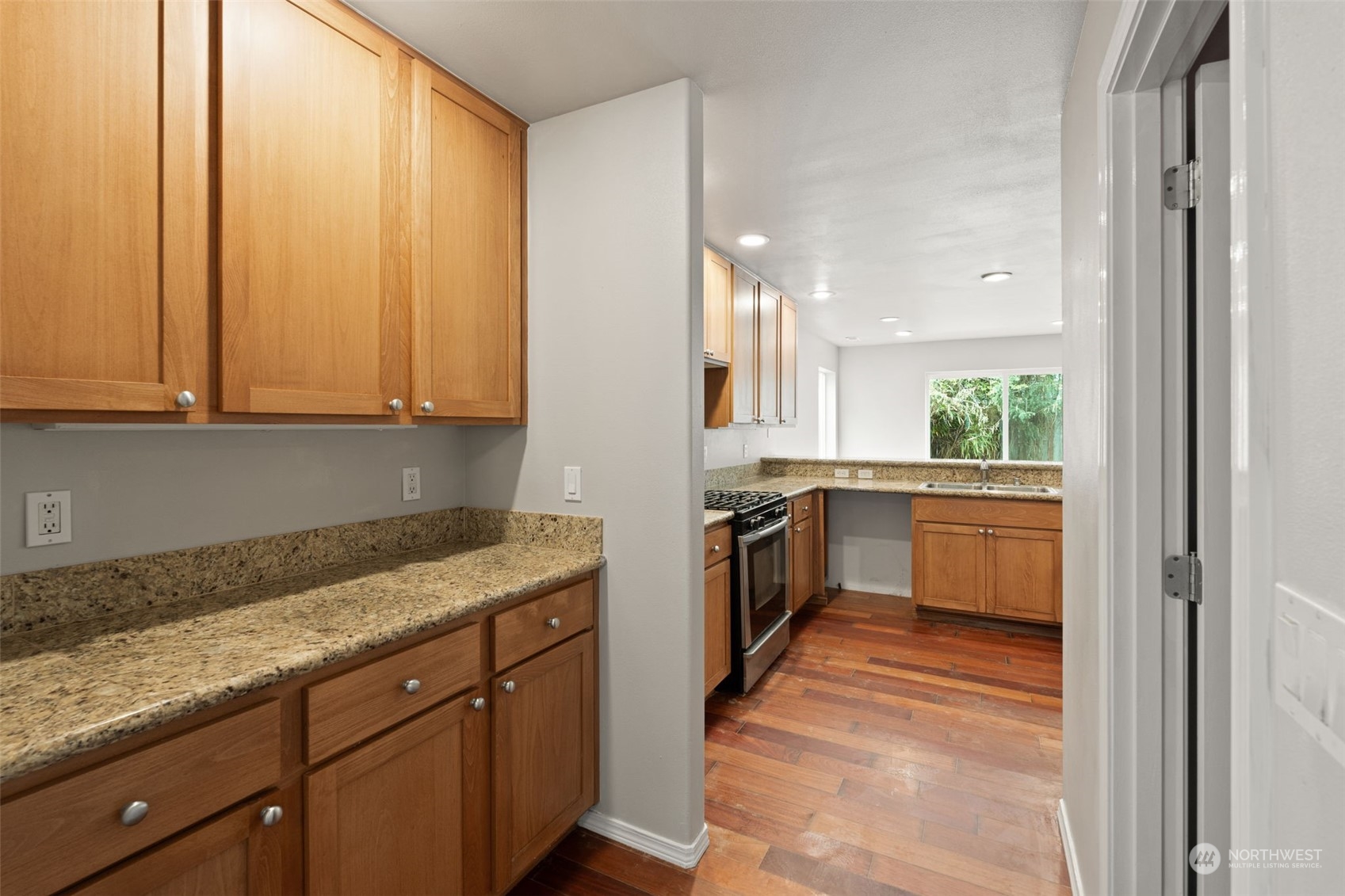 24207 185th Loop Southeast Covington, WA 98042 - Photo 16 of 40