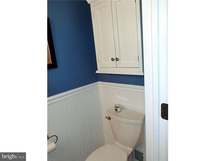 302 Valley Forge Road Cinnaminson, NJ 08077 - Photo 11 of 25 Half Bath