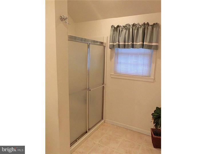 302 Valley Forge Road Cinnaminson, NJ 08077 - Photo 17 of 25 Master Bathroom