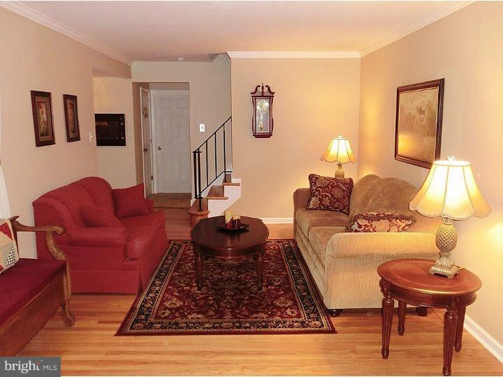 302 Valley Forge Road Cinnaminson, NJ 08077 - Photo 5 of 25 Living Room