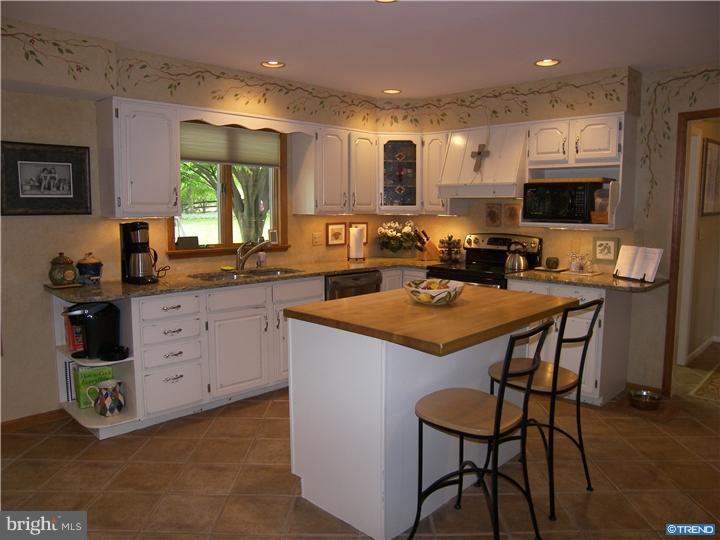 108 Ridgewood Drive Landenberg, PA 19350 - Photo 9 of 25 Gallery Image 9