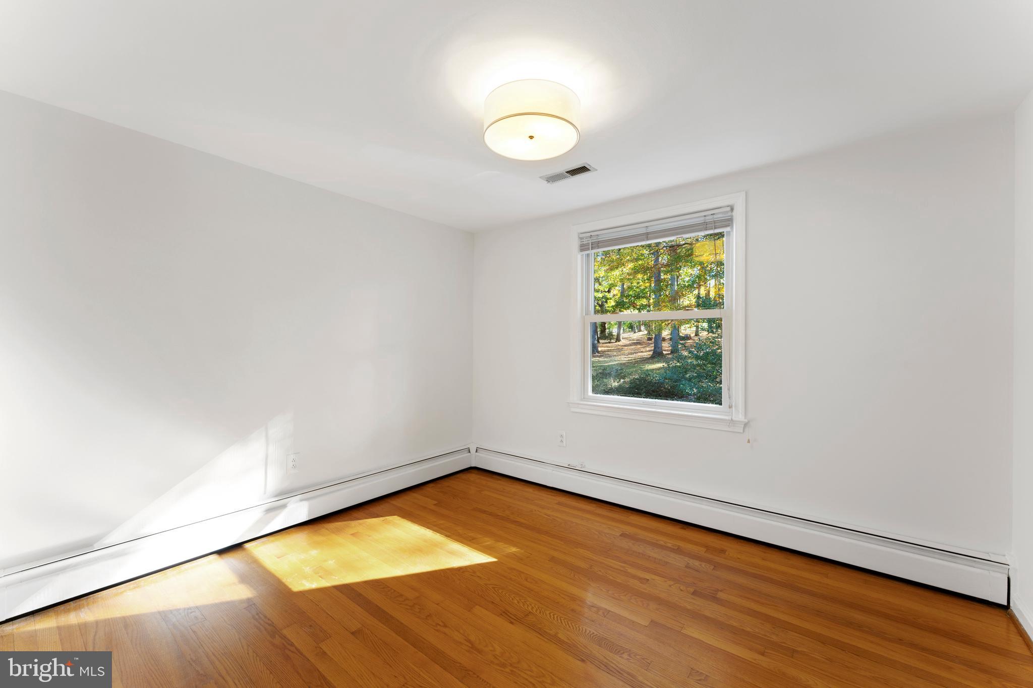 23919 Log House Road Gaithersburg, MD 20882 - Photo 65 of 82 Gallery Image 65
