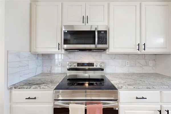 $299,000 | 2619 Trophy Drive, Bryan, TX 77802