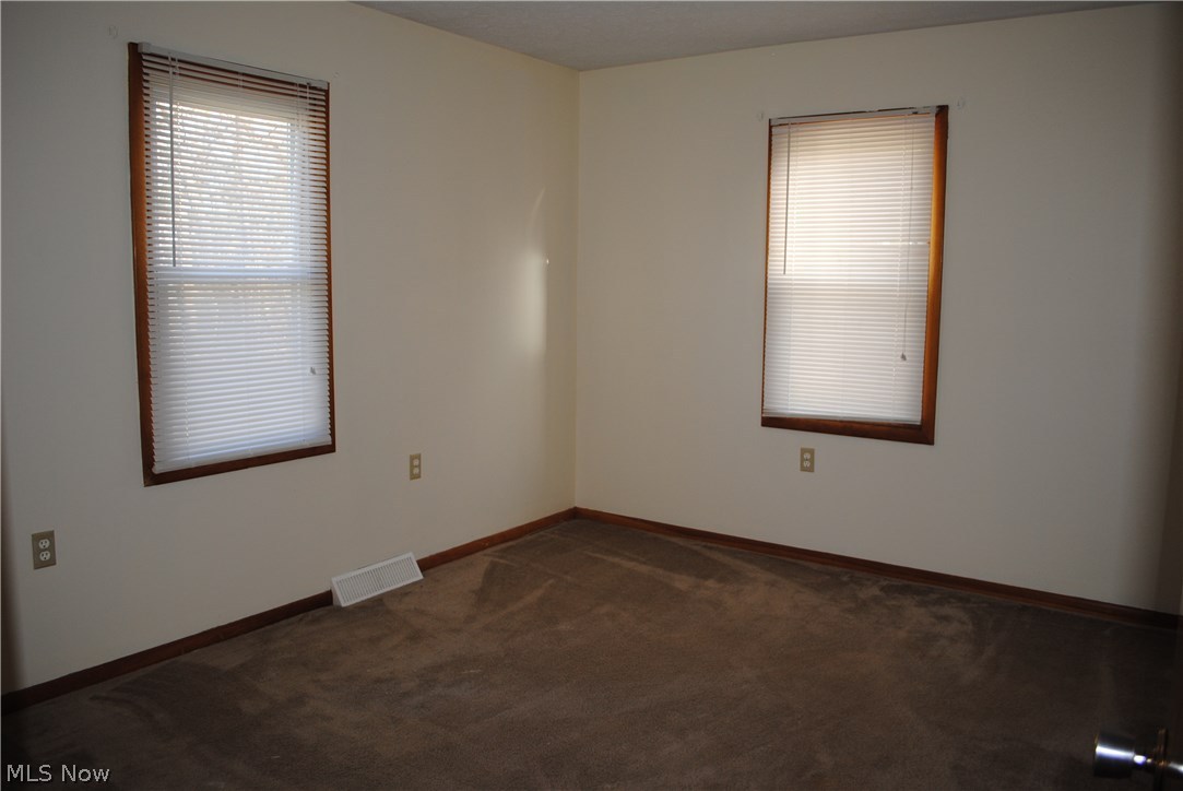 4767 Ridge Road Cortland, OH 44410 - Photo 14 of 23 Gallery Image 14