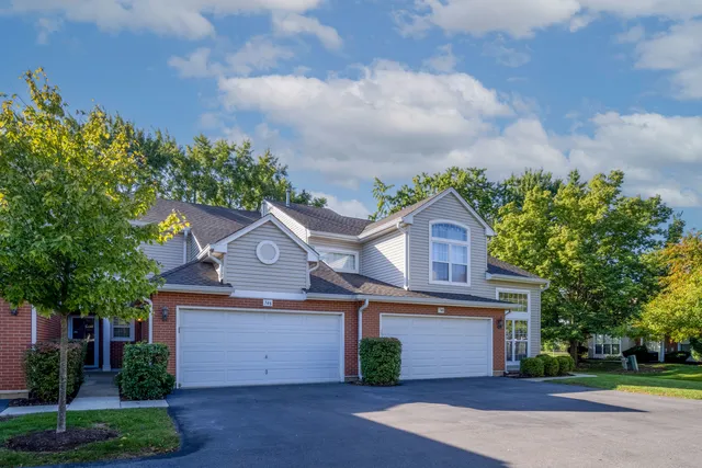 $399,900 | 746 Old Checker Road, Buffalo Grove, IL 60089