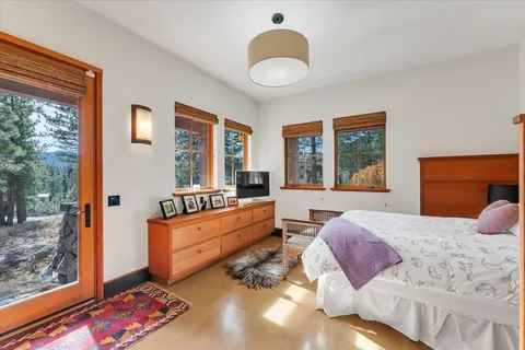 $3,899,000 | 260 Laura Knight, Truckee, CA 96161