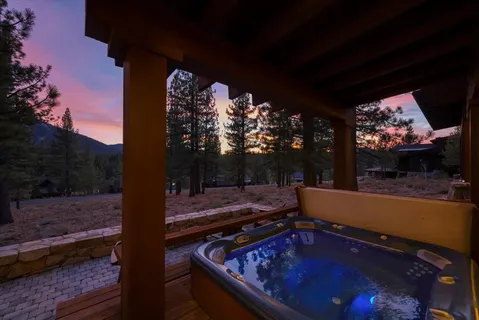 $3,899,000 | 260 Laura Knight, Truckee, CA 96161