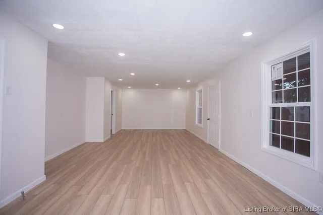 $299,900 | 1809 East Oak Street, New Albany, IN 47150