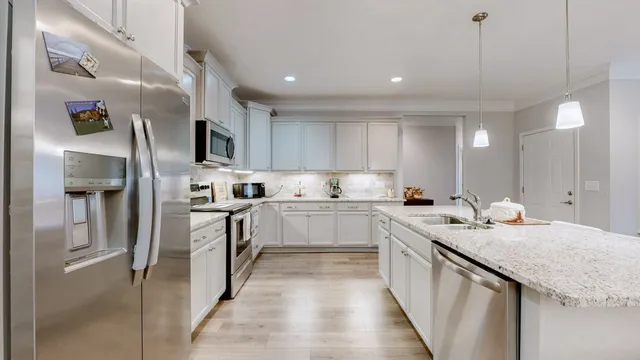 $525,500 | 2460 Stone Ctr Lane, Murfreesboro, TN 37128