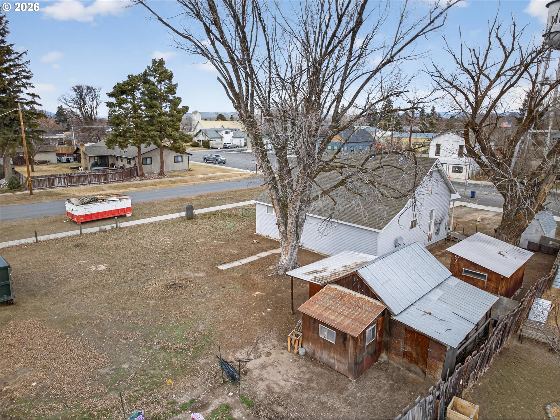 295 E Street North Powder, OR 97867 - Photo 7 of 12 a view of a backyard with sitting area