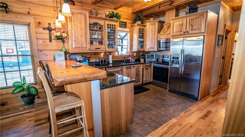 101 Garnet Ridge Marshall, NC 28753 - Photo 11 of 38 Gallery Image 11